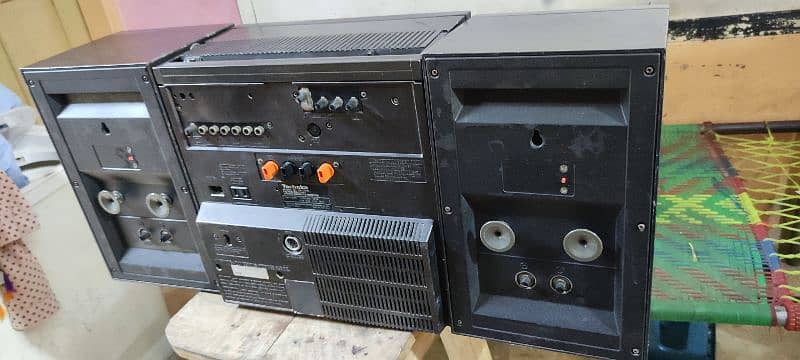 techniques tape recorder in good condition model number likha hua hai 4