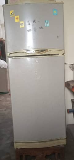 Waves fridge good condition