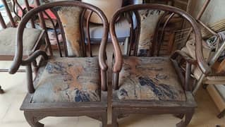 urgent sale dining chairs, single sofa & center table