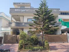 40x80 House Available For Rent