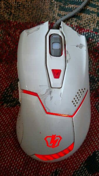 2 Gaming Awesome Mouse 7