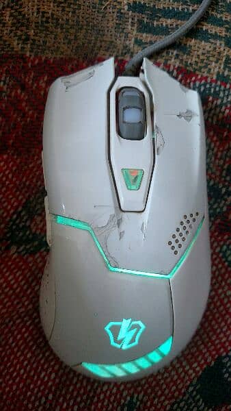 2 Gaming Awesome Mouse 8