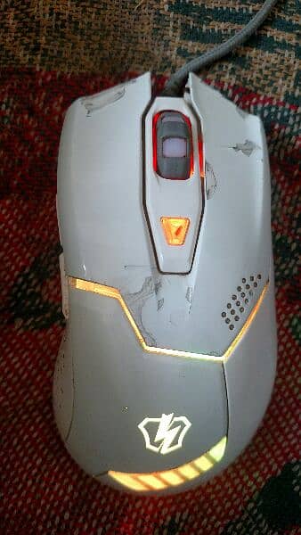 2 Gaming Awesome Mouse 9