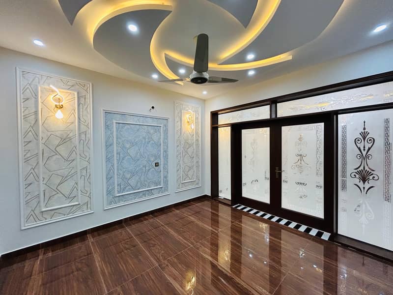 Prime Location 10 Marla House For sale In Central Park - Block A Lahore In Only Rs. 40000000 7