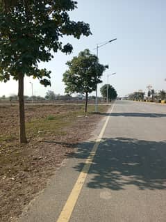 5 Marla Corner Plot for Sale in Zam Zam City Lahore - Corner Plot