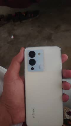Infinix note 12 Good condition.  Double Sim working.