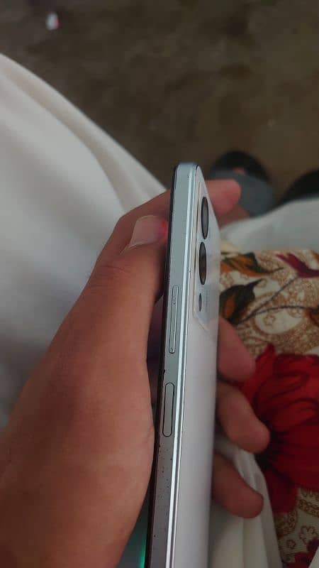 Infinix note 12 Good condition.  Double Sim working. 1