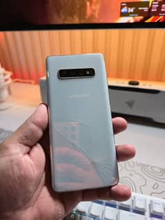 s10