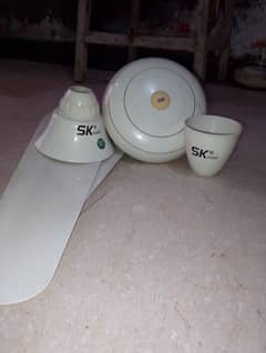 ceiling fan available for sell best condition