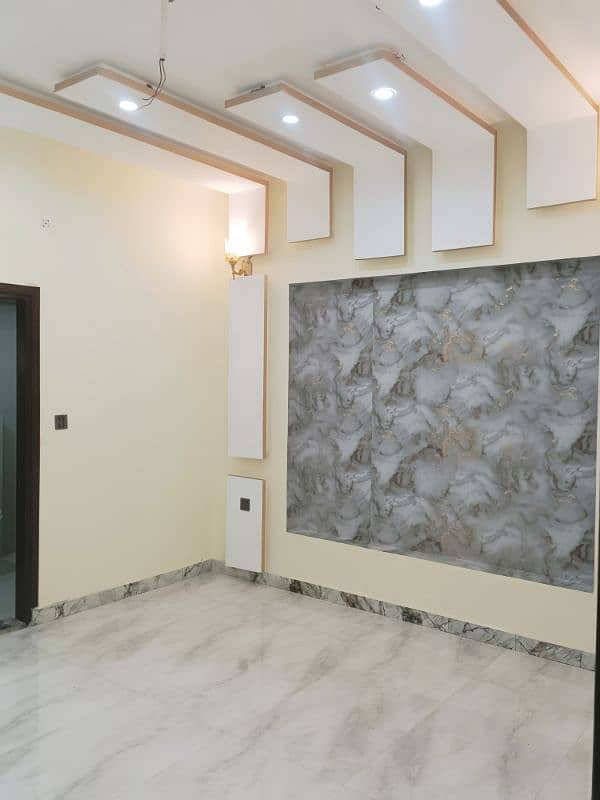 Facing Park Owner Build Solid House 4 Sale 10