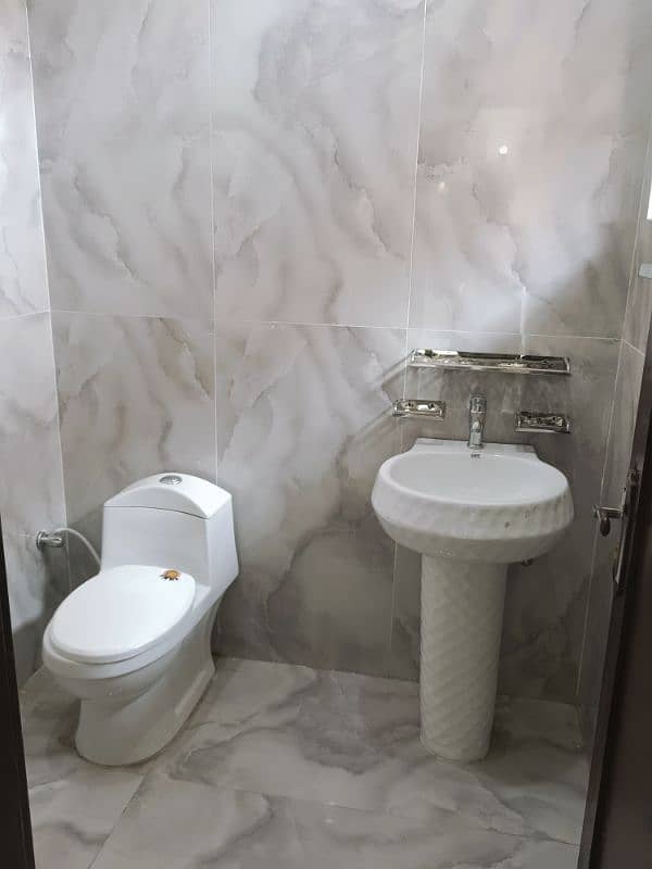 Facing Park Owner Build Solid House 4 Sale 19