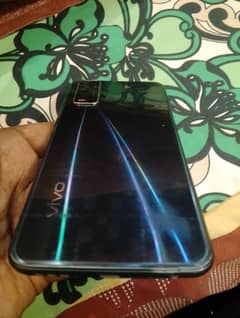 vivo y12 4/64  14000 bilkul final & aquas zero 5g 6/64 17000 fnf
