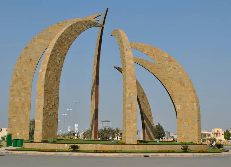 LDA Approved Commercial plot in Executive Lodges 5