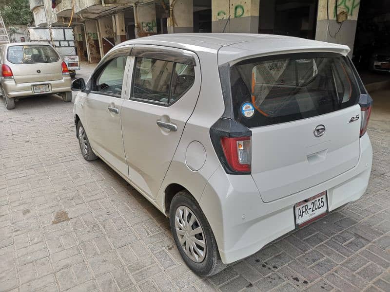 Daihatsu Mira 2022 5