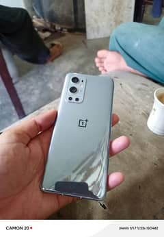 one plus 9 pro 5g 12/256