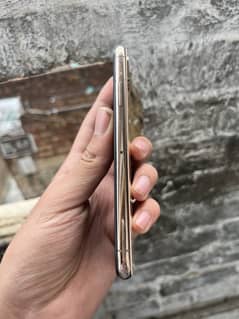 iPhone xs 64 gb FU esim time available