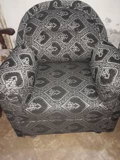 beautiful sofa set and all okay. . No damage