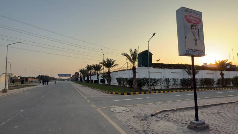 Low Budget Prime Location Plot For Sale In E Block 2