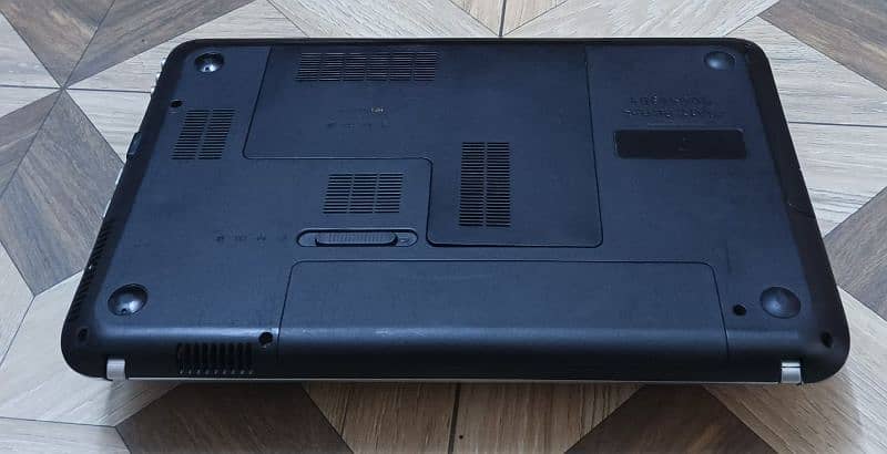 HP Pavilion DV6 core i7 4/320GB 5