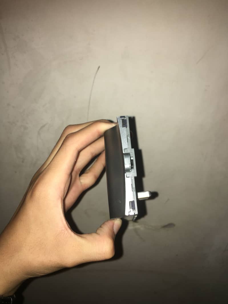 Xbox 360 without body dead only for parts available with 1 controller 2