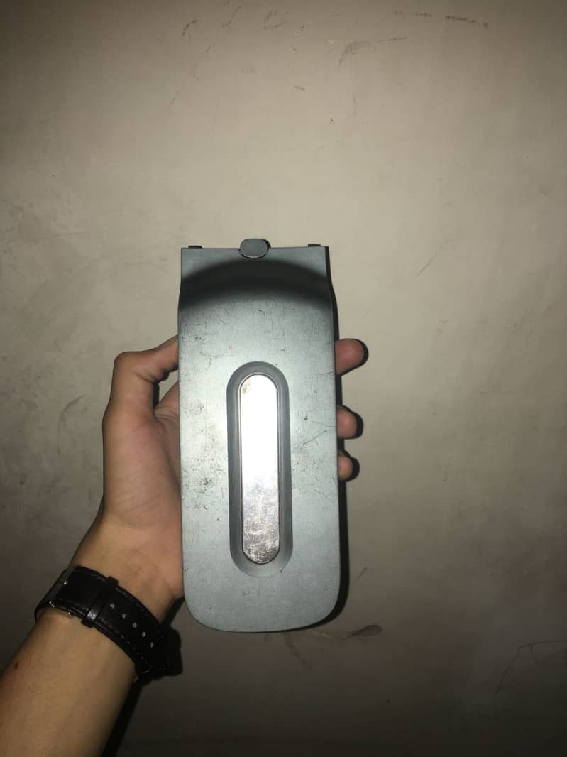 Xbox 360 without body dead only for parts available with 1 controller 5