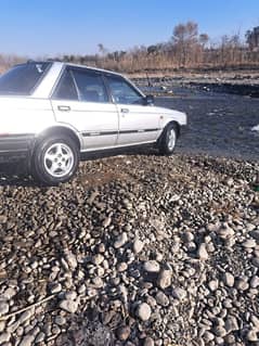 Nissan Sunny 1986