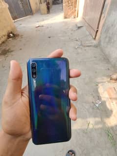 Samsung Galaxy A50 (number).