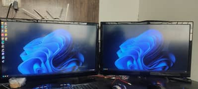 27 INC 2k Planar monitors with aluminum arm setup