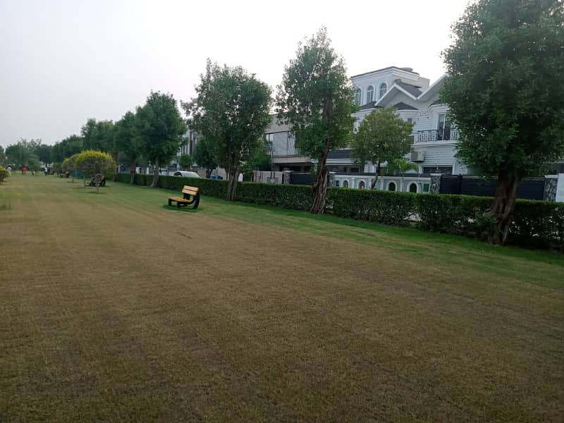 8 Marla Fully Developed Plot in Bahria Orchard Low Cost Block C 4