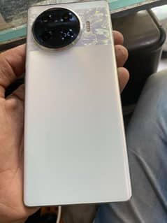 Tecno spark 20 pro+