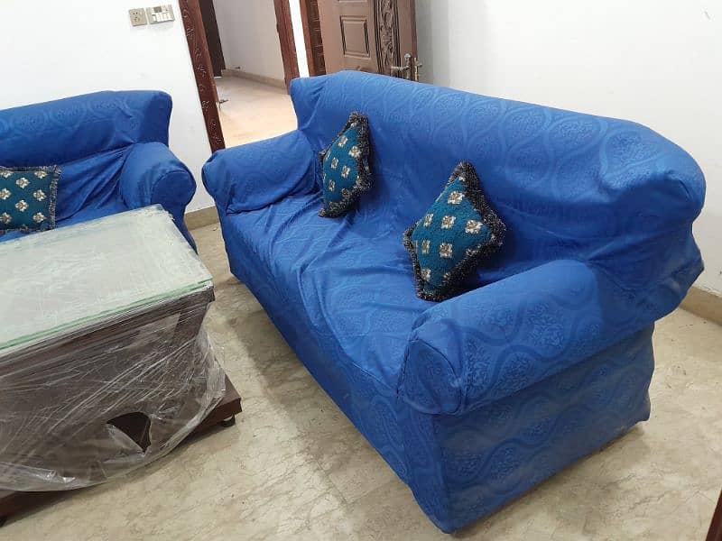 slightly use sofa 8 pcs set and 5 pcs set 1