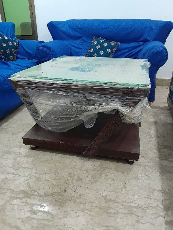 slightly use sofa 8 pcs set and 5 pcs set 6