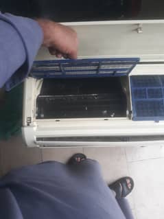 Mitsubishi non inverter ac