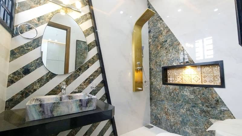 10 MARLA B/N HOUSE NEAR COMSATS UNIVERSTY FOR SALE LDA AVENUE-1 J BLOCK 14