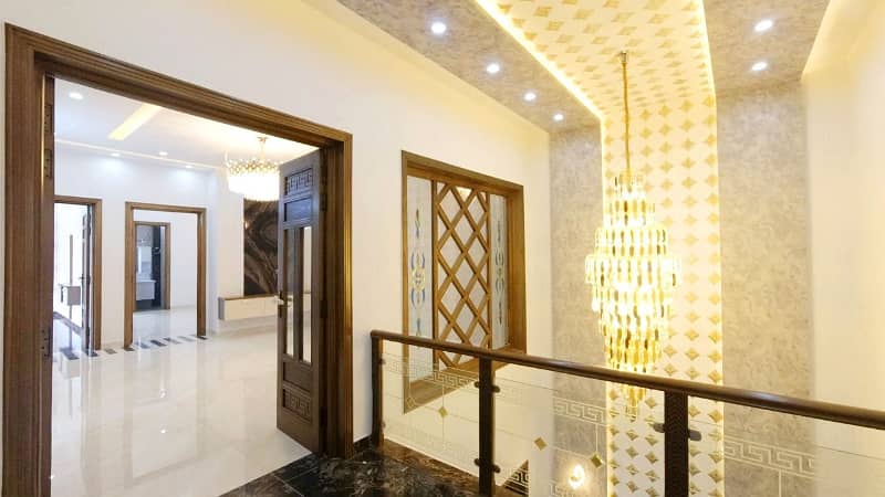 10 MARLA B/N HOUSE NEAR COMSATS UNIVERSTY FOR SALE LDA AVENUE-1 J BLOCK 19