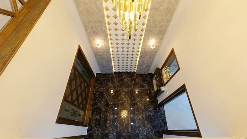10 MARLA B/N HOUSE NEAR COMSATS UNIVERSTY FOR SALE LDA AVENUE-1 J BLOCK 21