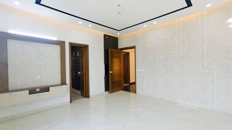 10 MARLA B/N HOUSE NEAR COMSATS UNIVERSTY FOR SALE LDA AVENUE-1 J BLOCK 23