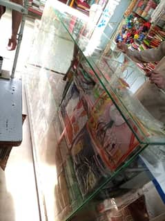 showcase hight 3 foot //6 foot width
