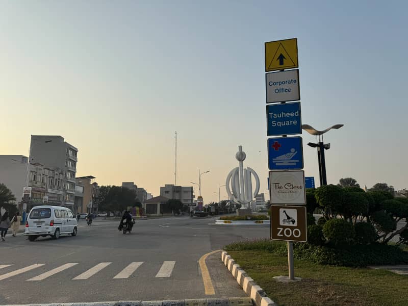8 Marla Ready to Construct Plot in Bahria Orchard Low Cost Block J 8