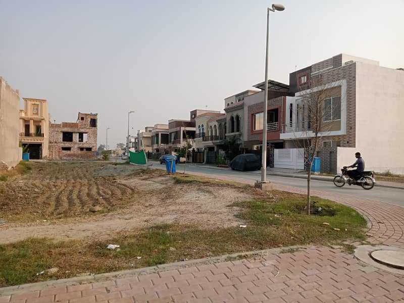 8 Marla Ready to Construct Plot in Bahria Orchard Low Cost Block J 13
