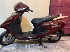 united 100cc petrol 2018 used scooty