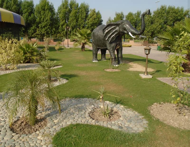 Opportunity in Bahria Orchard phase 3 15
