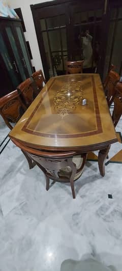 Just like new Dining with 8 chair