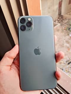 Iphone 11 pro max dual sim approved sealed 10/10 conditon
