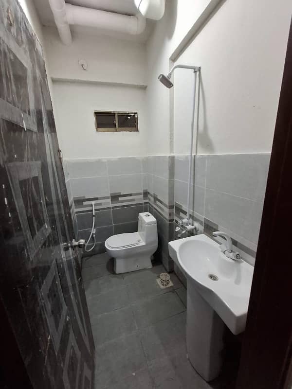 2 BED LOUNGE FLAT FOR RENT DANIYAL RESIDENCY NEAR SAFOORA 2