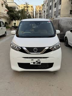 Nissan Dayz 2021 ( 3.5 Grade) Same Mira Move Alto Cultus Picanto Yaris
