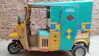 Tez Raftar Auto Rickshaw for Sale in Faisalabad Excellent Condition