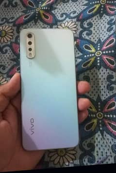 Vivo S1