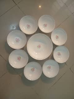27 Piece Dinner Set (For 8 People) from Dubai