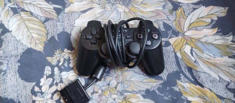used piece in good condition  with 1controller 1